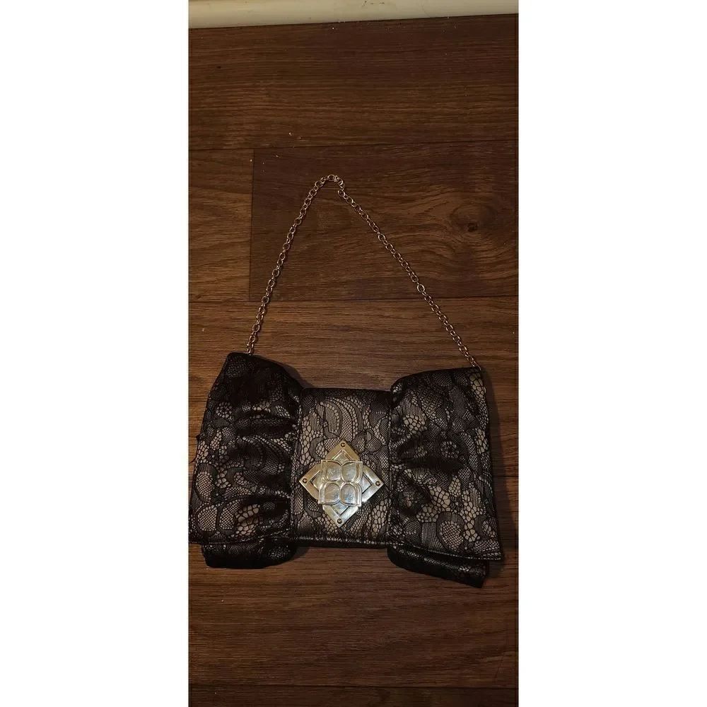 BCBG MAXAAZRIA LACE BOW CLUTCH